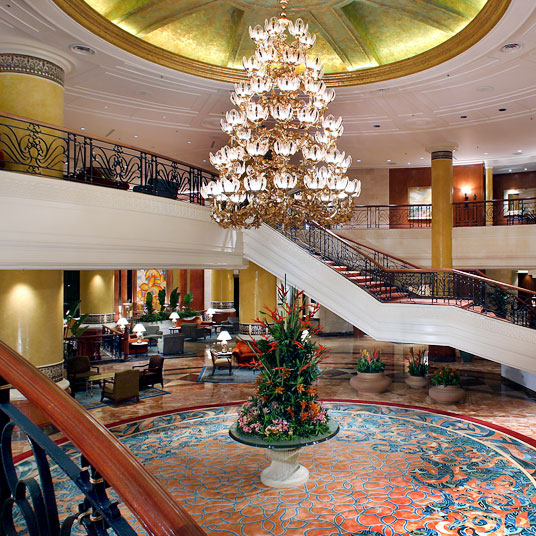 麦卡蒂香格里拉大酒店(Makati Shangri-La, Manila)
