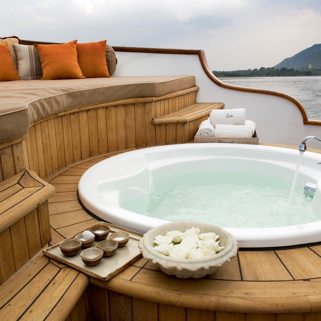 水宫酒店(Taj Lake Palace)