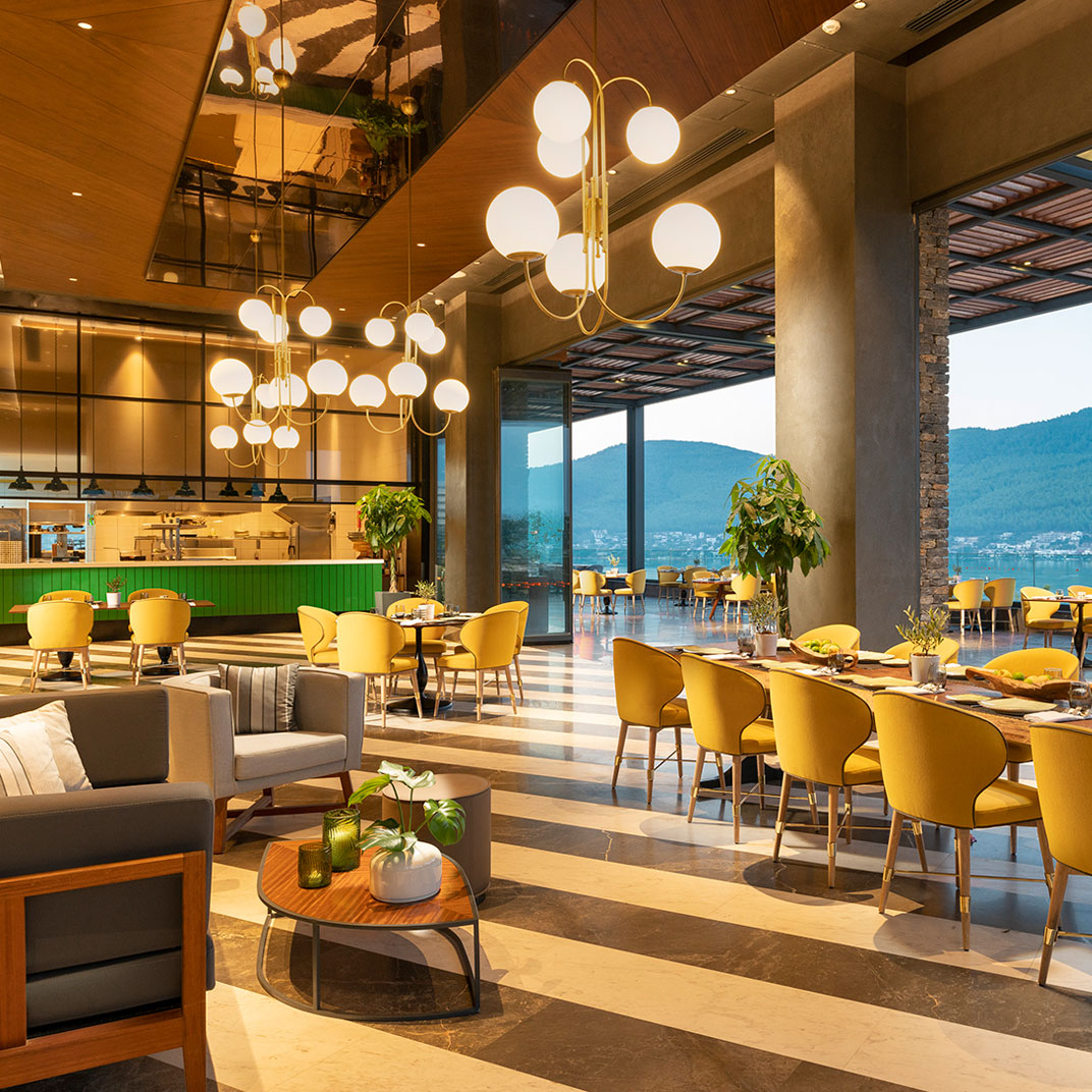 Lujo Hotel