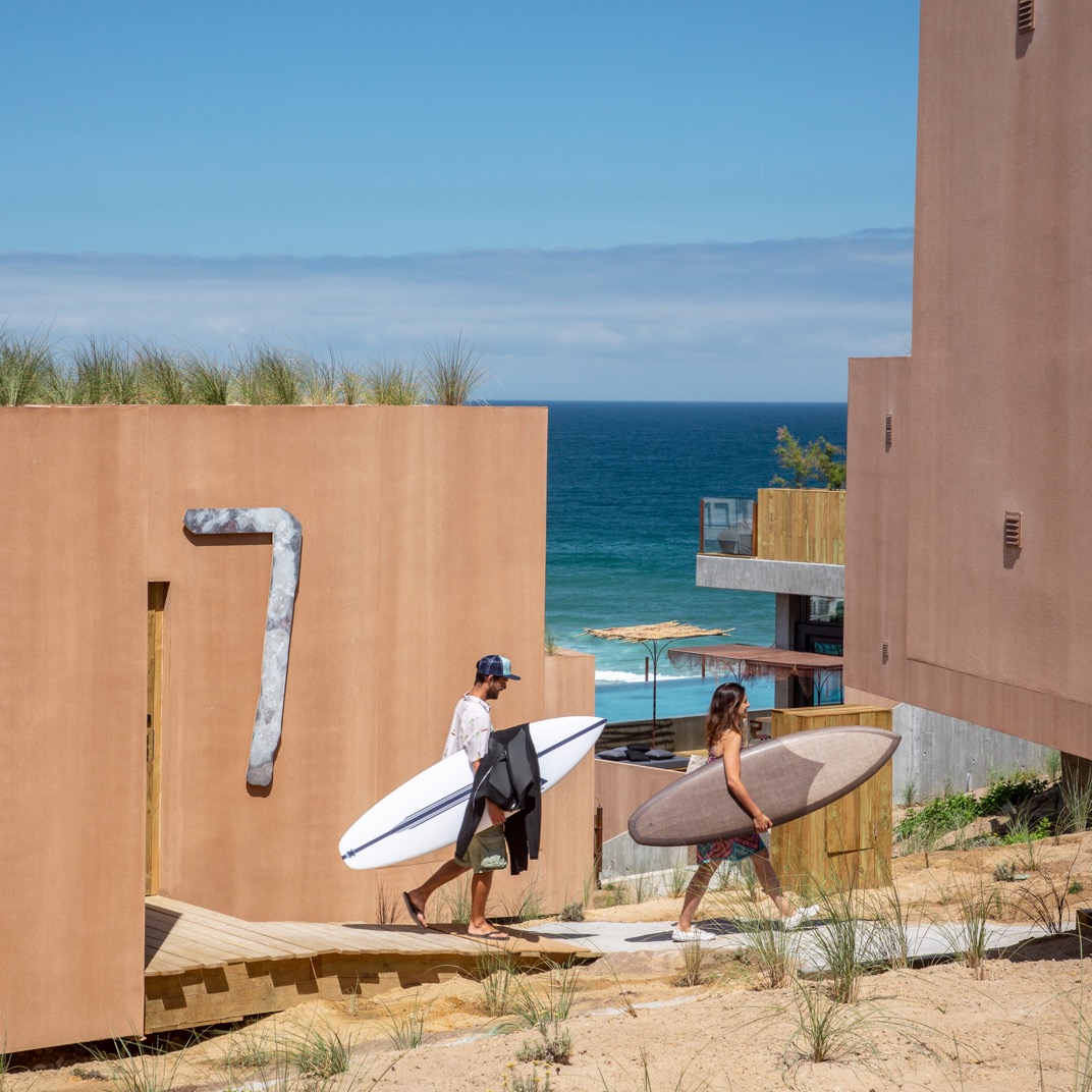Noah Surf House Portugal