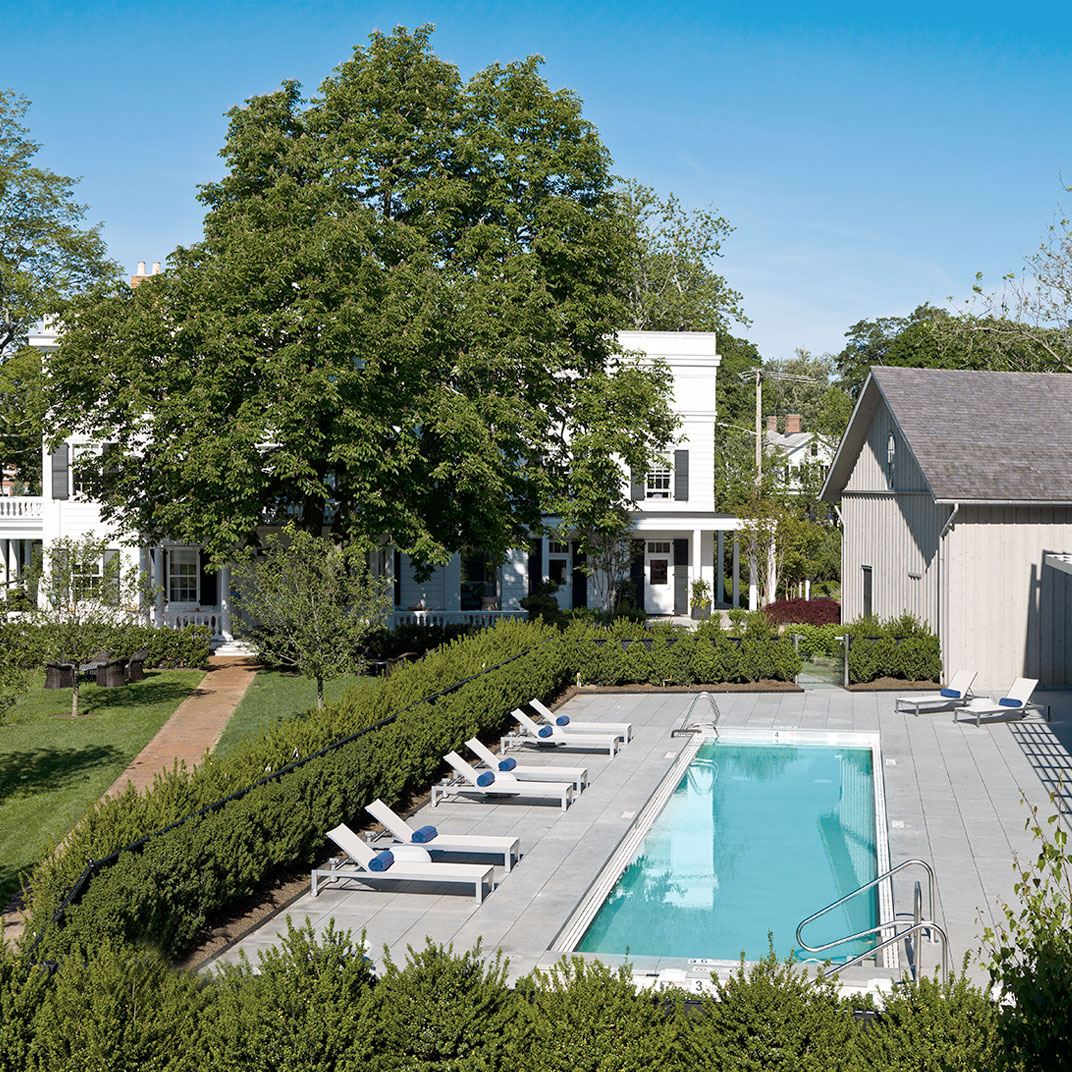 Topping Rose House