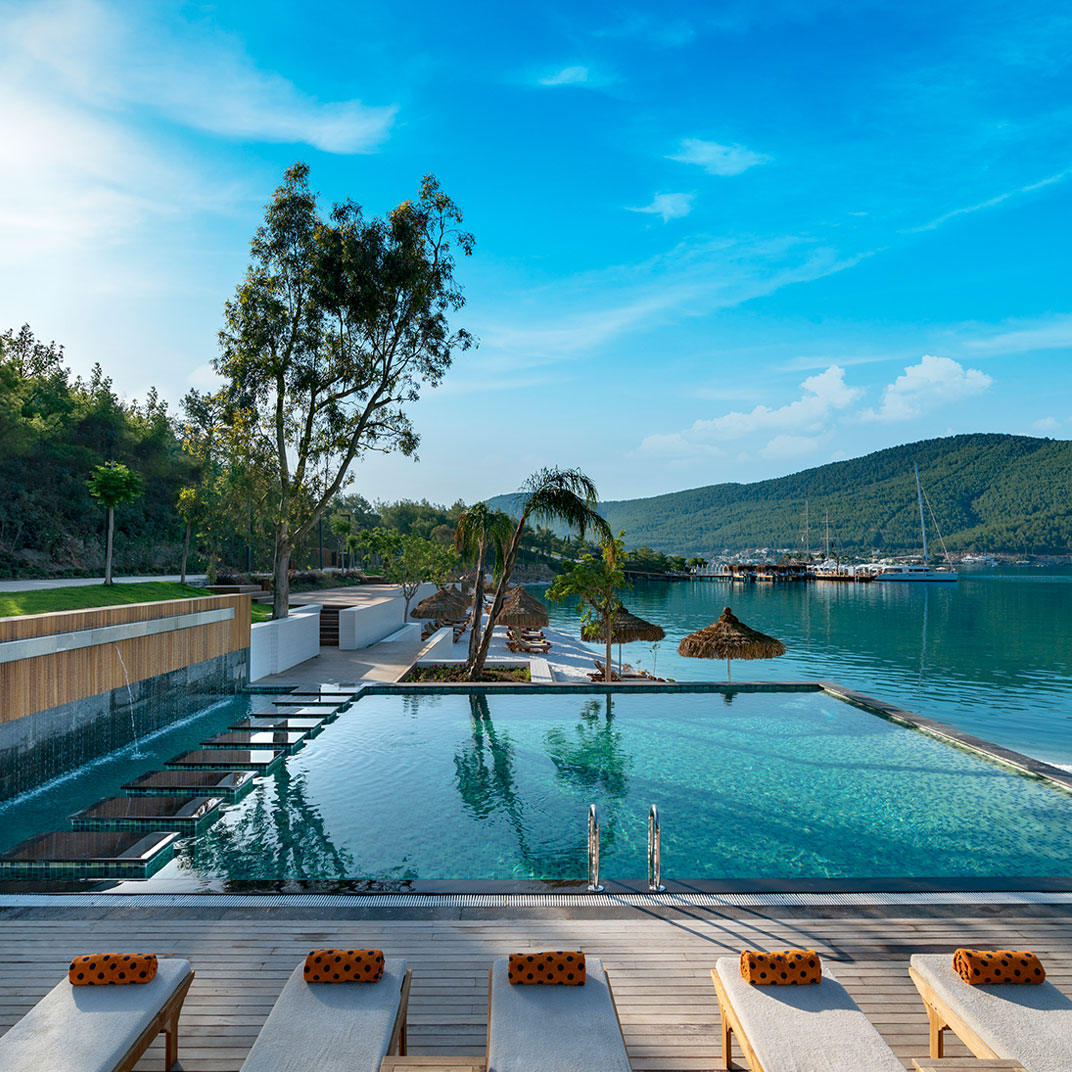 Lujo Hotel
