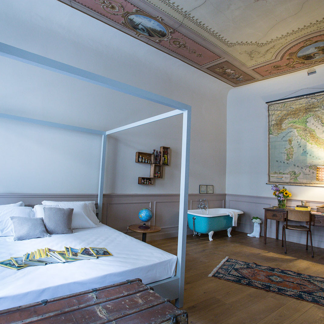 Soprarno Suites