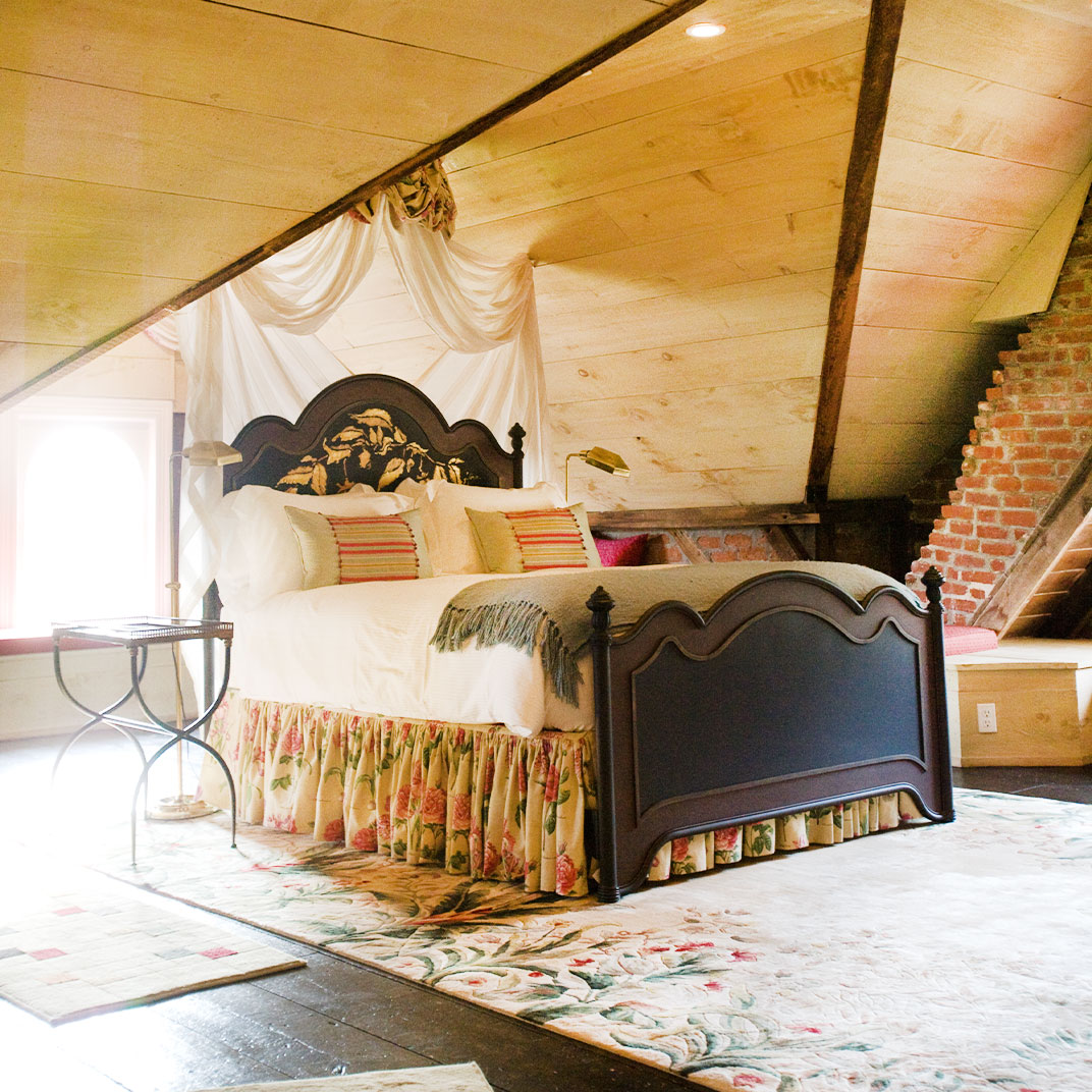 Jedediah Hawkins Inn