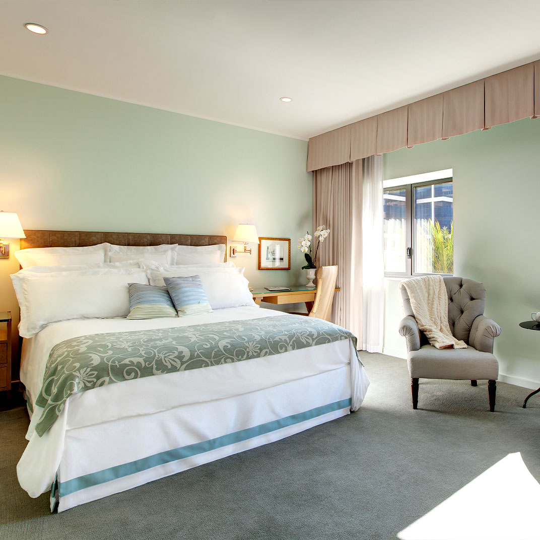 Luxe Hotel Rodeo Drive