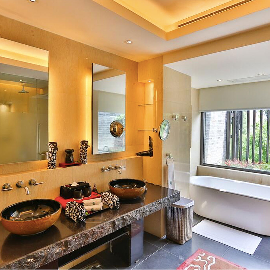 Banyan Tree Lijiang