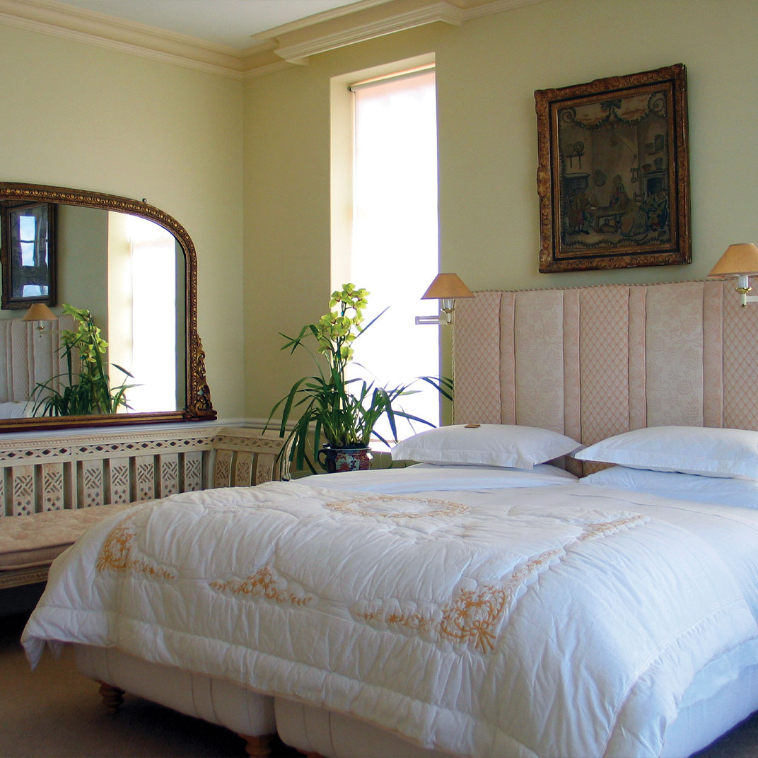 Colona Castle Manor House