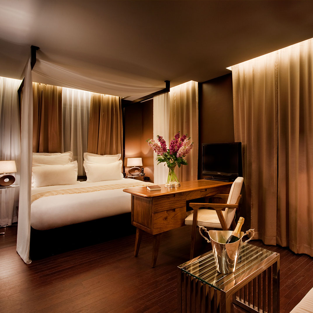 Brown TLV Urban Hotel