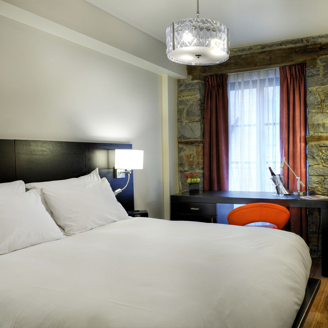 Le Petit Hotel