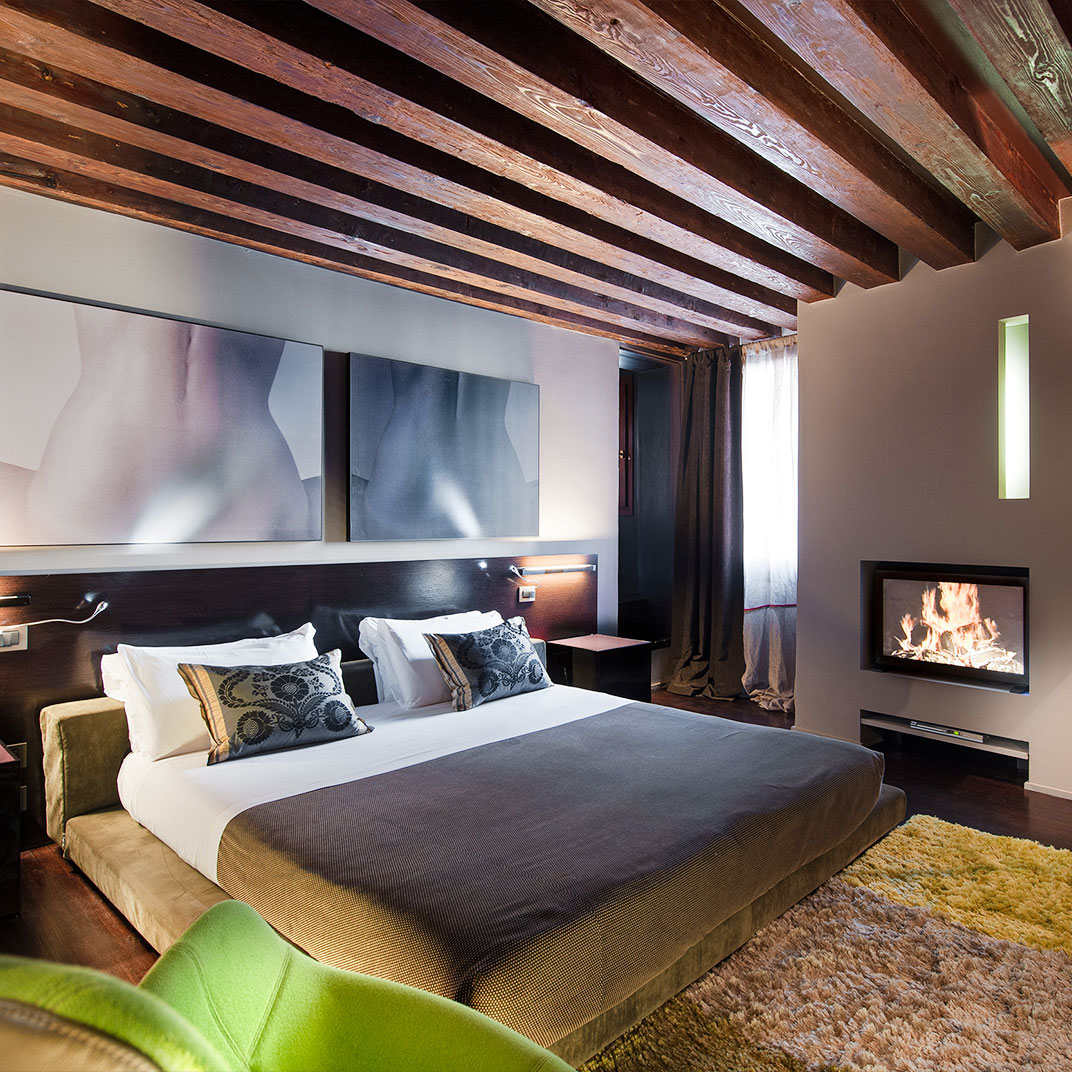Charming House i Qs