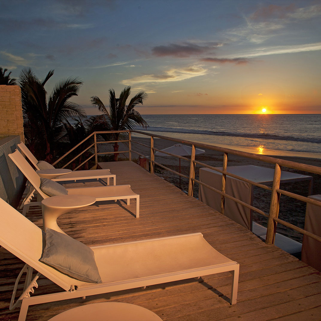DCO Suites, Lounge & Spa