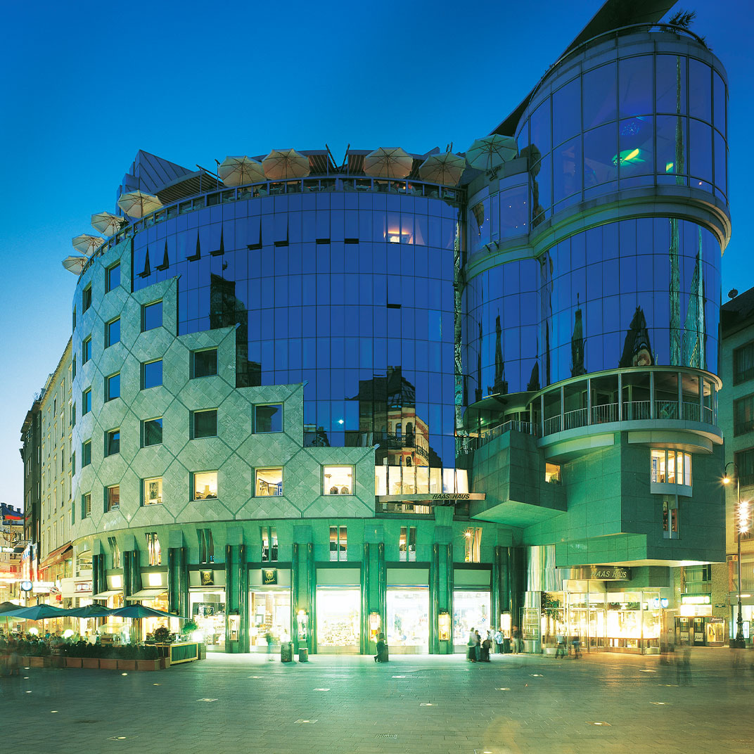 DO & CO Hotel